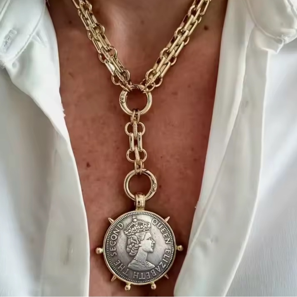 Gold Plated Queen Elizabeth II Coin Necklace – Silver Coin Y Lariat